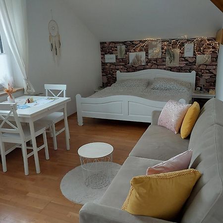 Homew4 - Apartment Sonnenschein Hoheneich Esterno foto